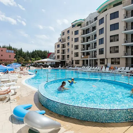 One Bedroom With Balcony Апартаменти *